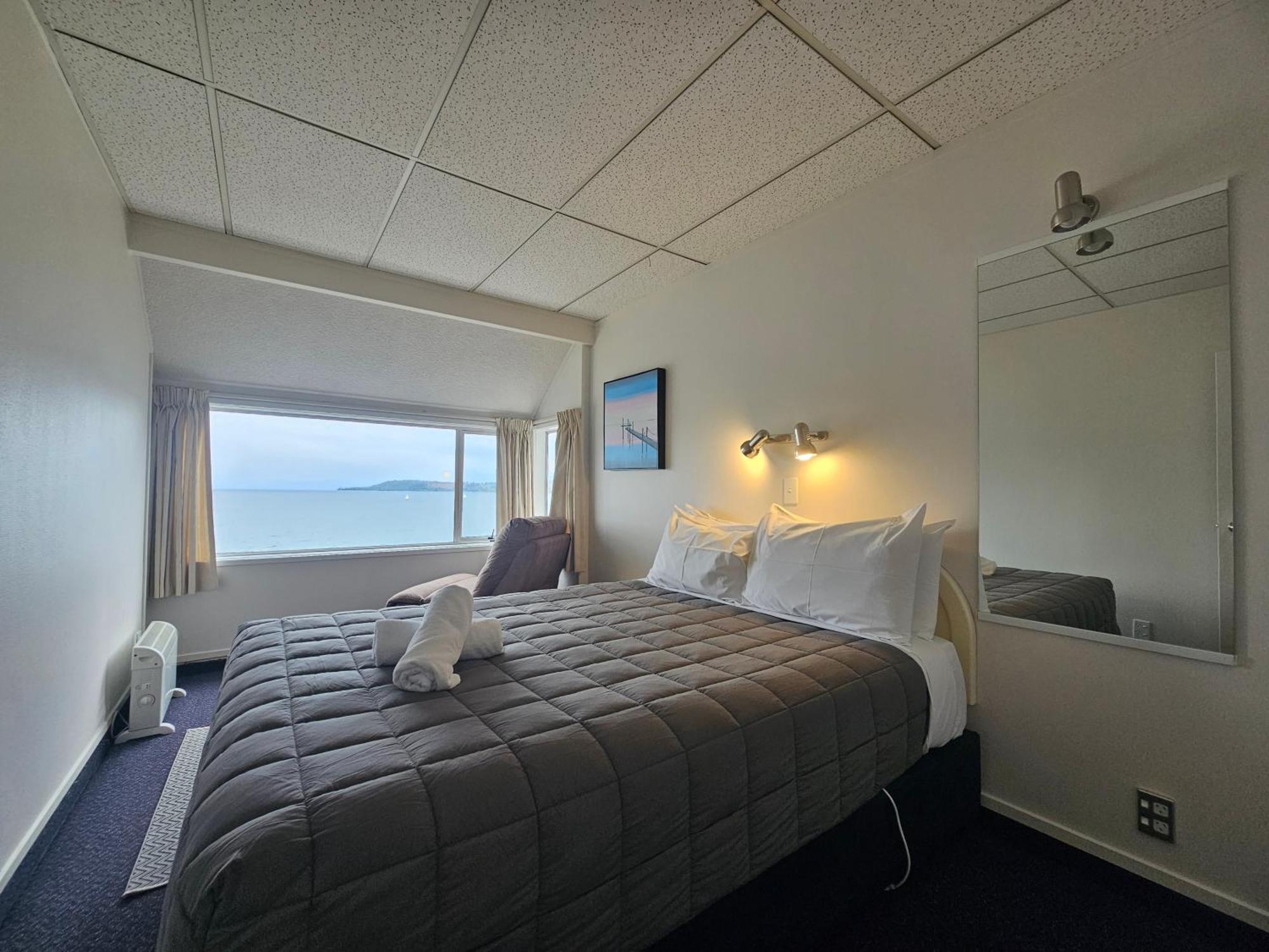 Tui Oaks Motel Taupo Kültér fotó
