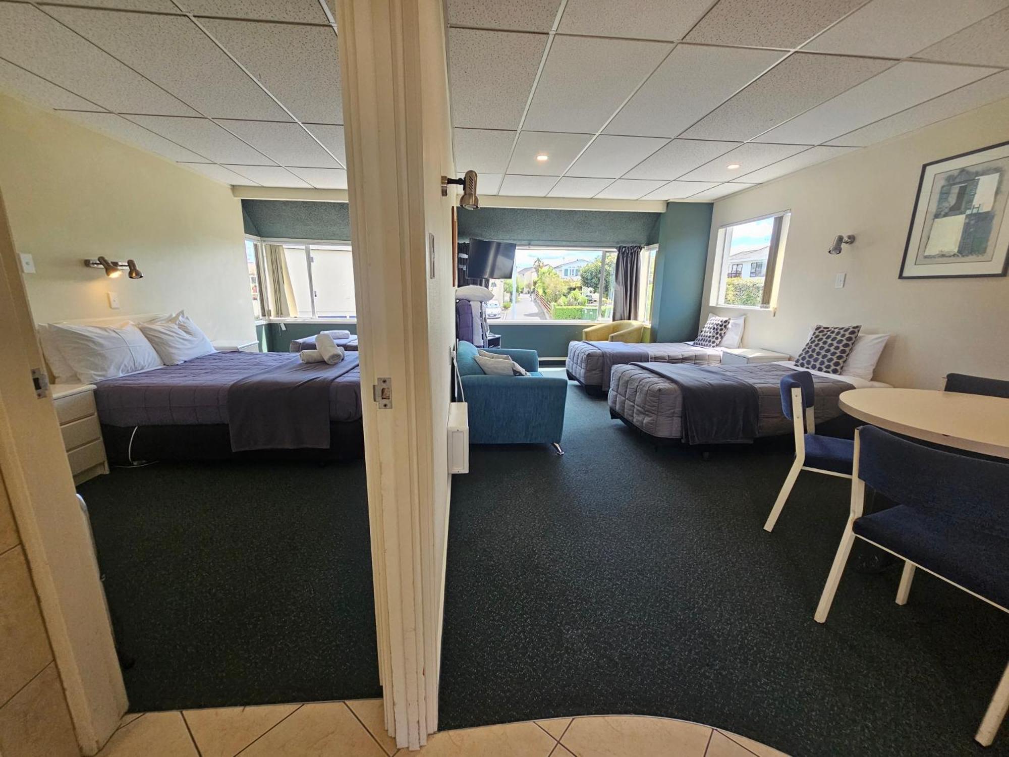 Tui Oaks Motel Taupo Kültér fotó