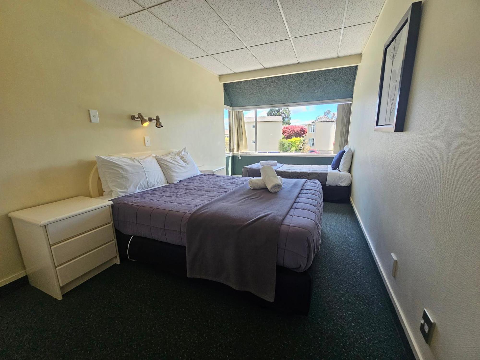 Tui Oaks Motel Taupo Kültér fotó