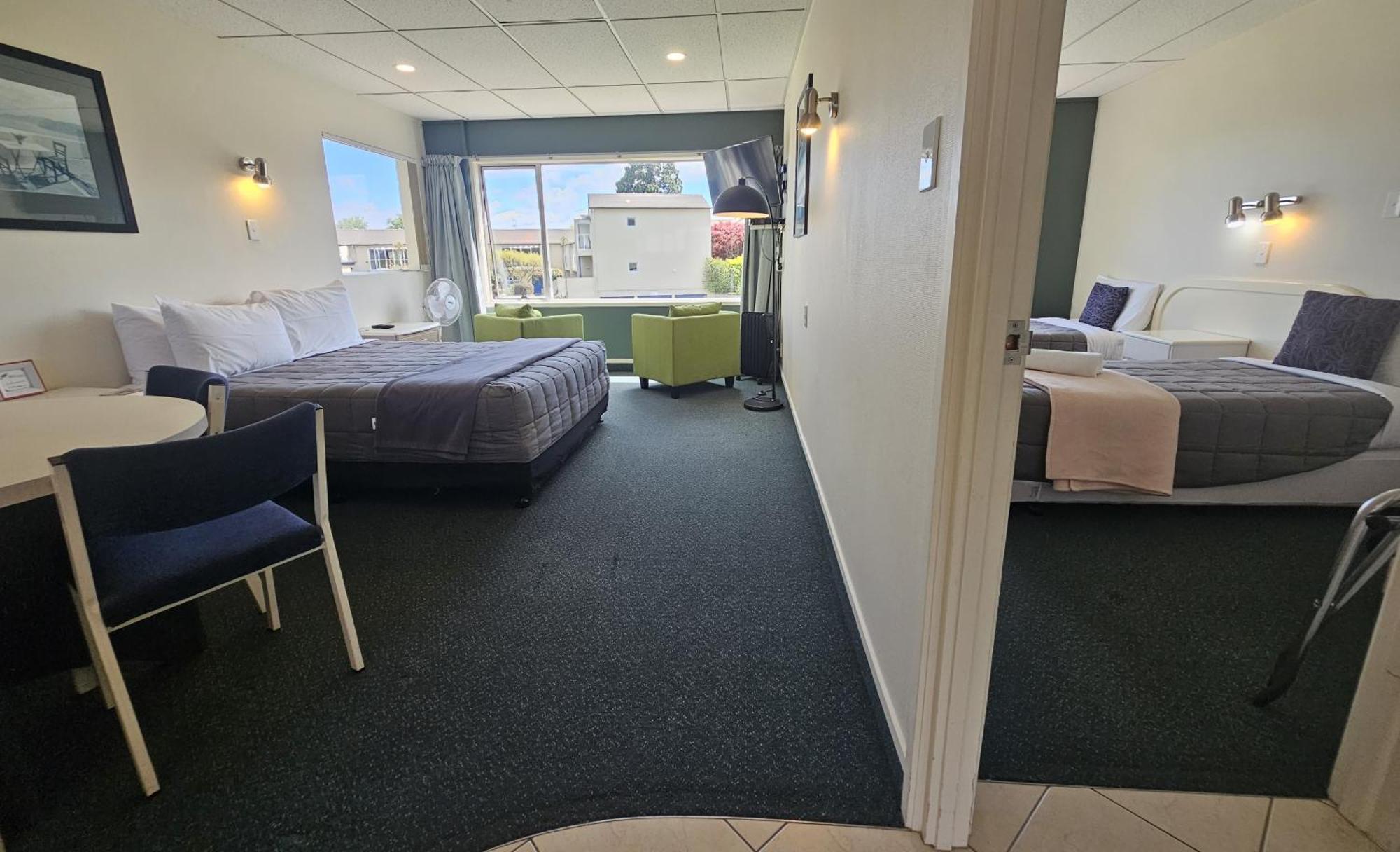Tui Oaks Motel Taupo Kültér fotó